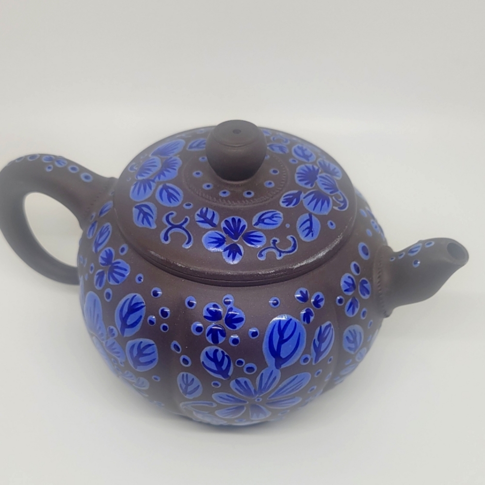 Blue Floral Yiching Clay Teapot